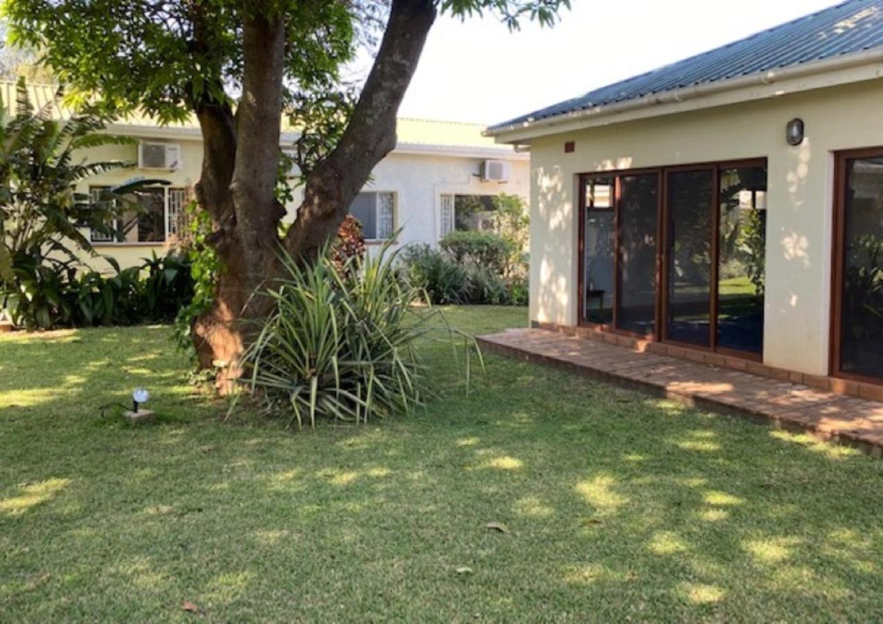 Burley House By Ulendo Bed & Breakfast Lilongwe Bagian luar foto