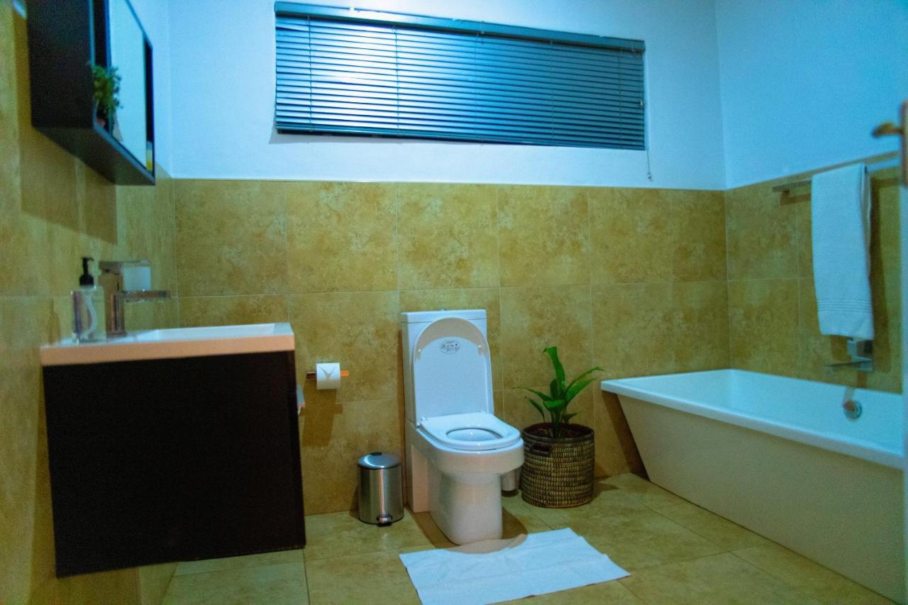 Burley House By Ulendo Bed & Breakfast Lilongwe Bagian luar foto